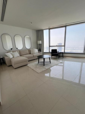 C-Suite Views at Al Reem and Al Maryah Island
